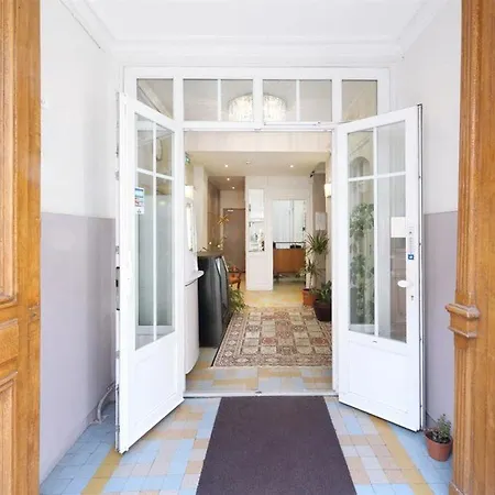 Luxelthe 2* Parigi