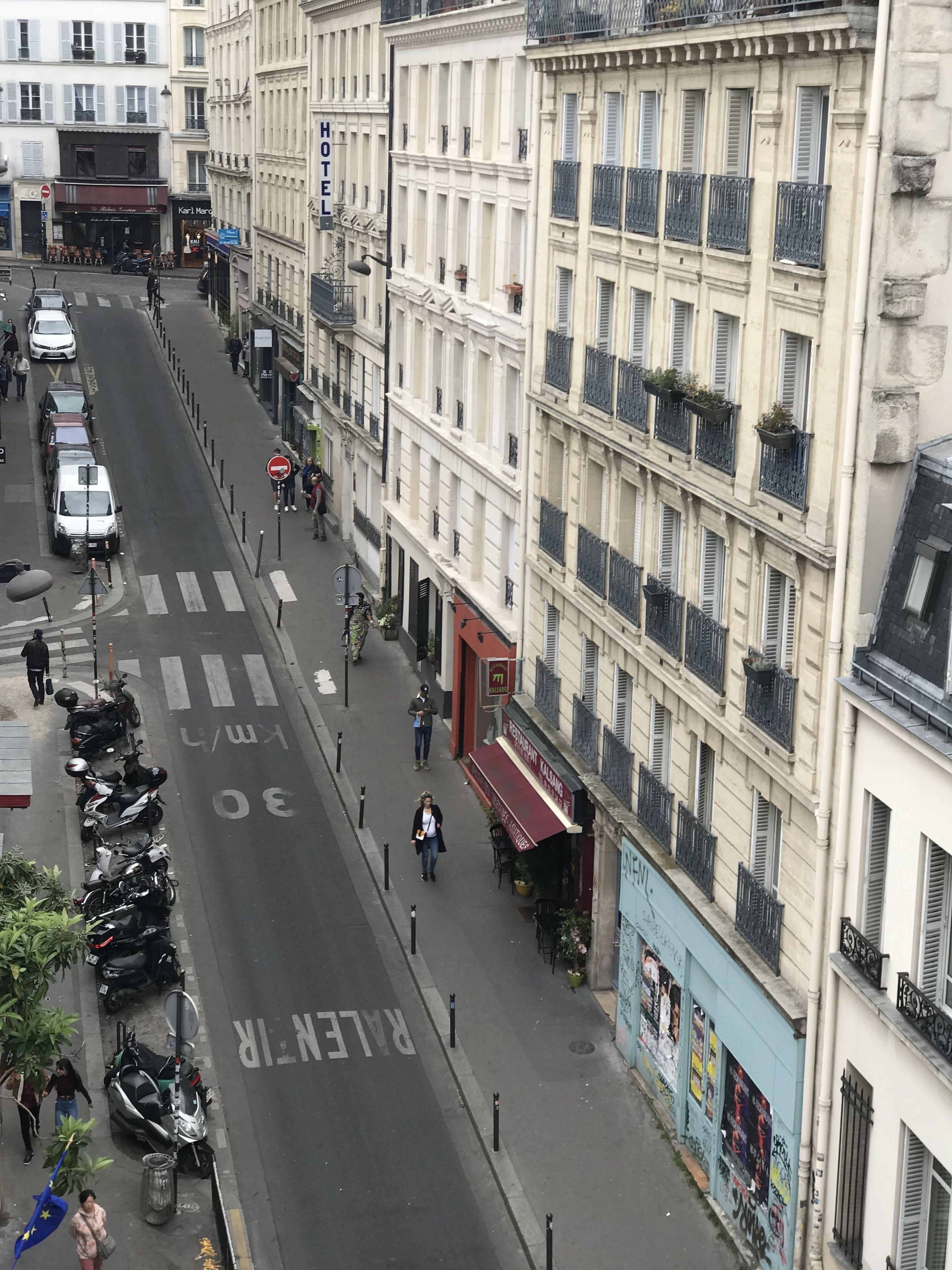 Luxelthe Paris