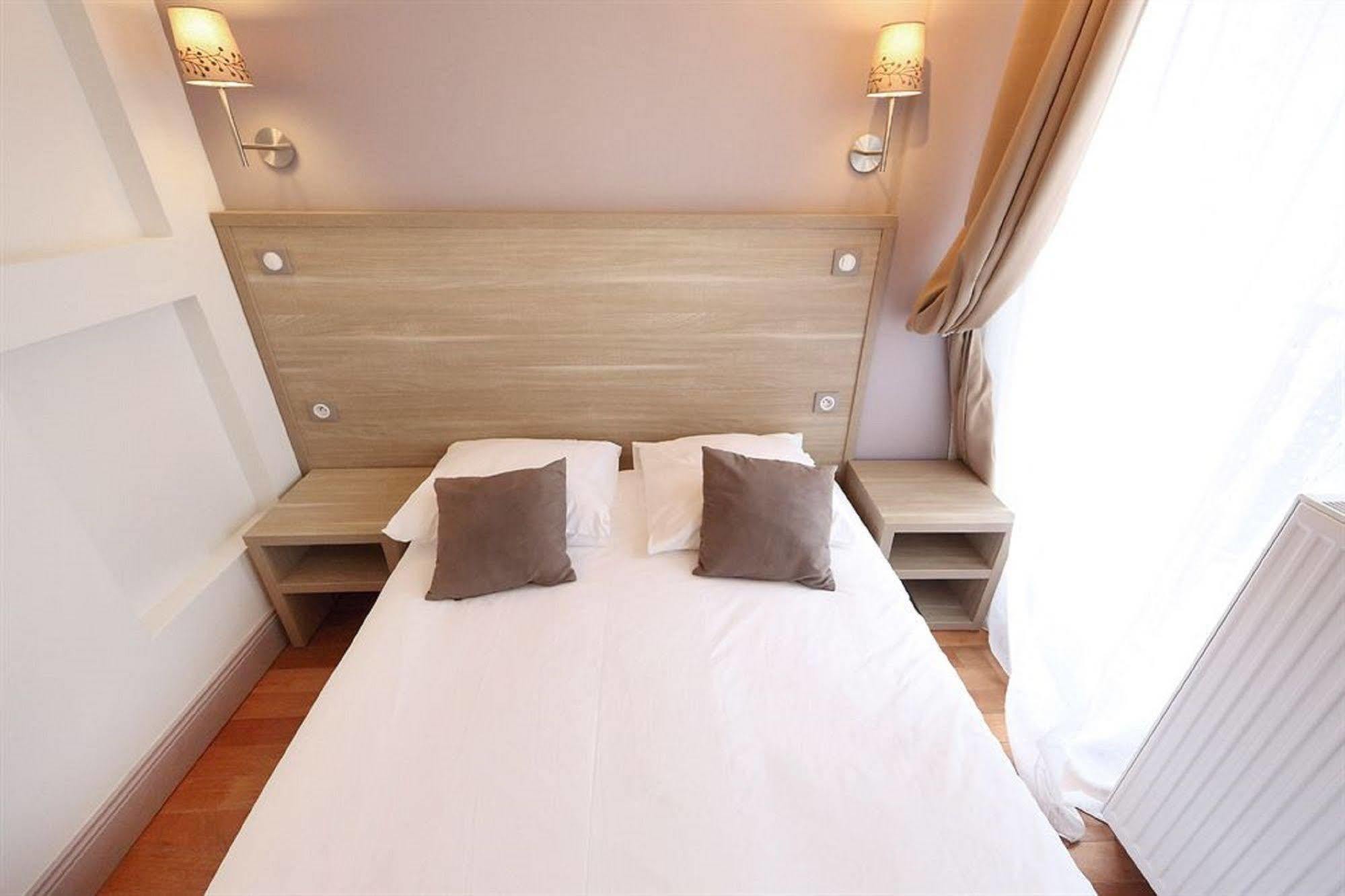 Luxelthe Parigi
